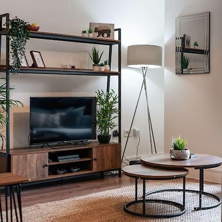 Central Maidstone Contractor Flat 외부 사진