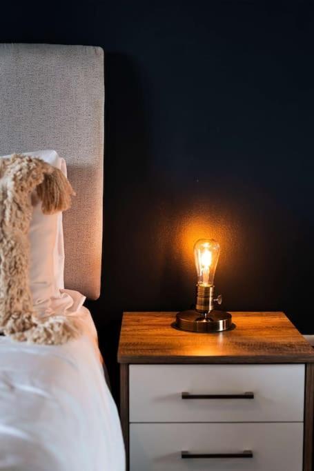 Central Maidstone Contractor Flat 외부 사진