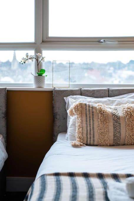Central Maidstone Contractor Flat 외부 사진